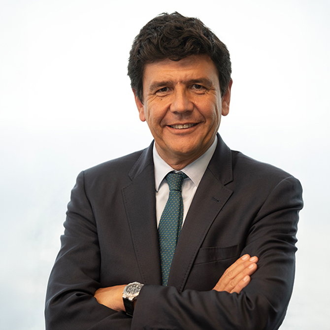 Salvador Anqlada